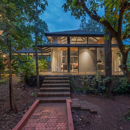 Saffronstays The Glasshouse, Panchgani - Beautiful Glass Villa For Couples Bagian luar foto