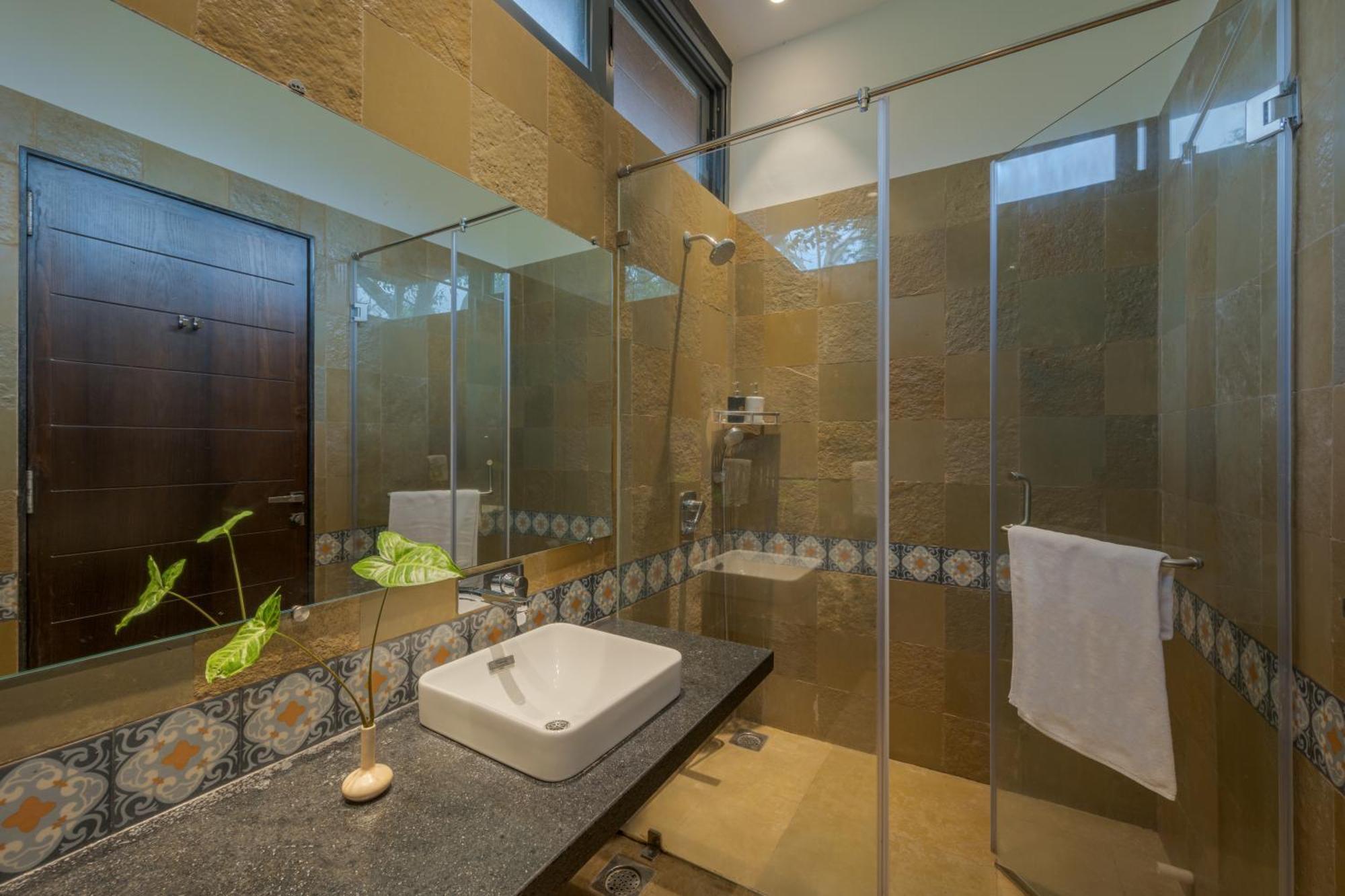 Saffronstays The Glasshouse, Panchgani - Beautiful Glass Villa For Couples Bagian luar foto